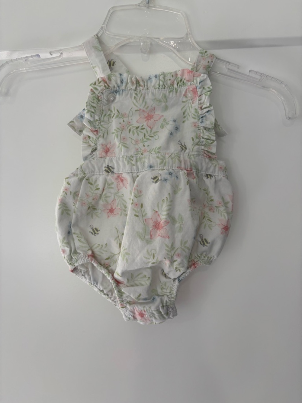Spring Floral Bumble Bee Bubble Romper
Size 6 months